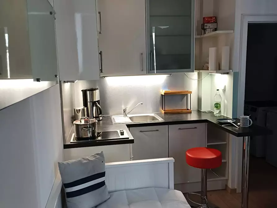 Immagine 4 di Appartamento in affitto  in Schirmerstraße a Düsseldorf