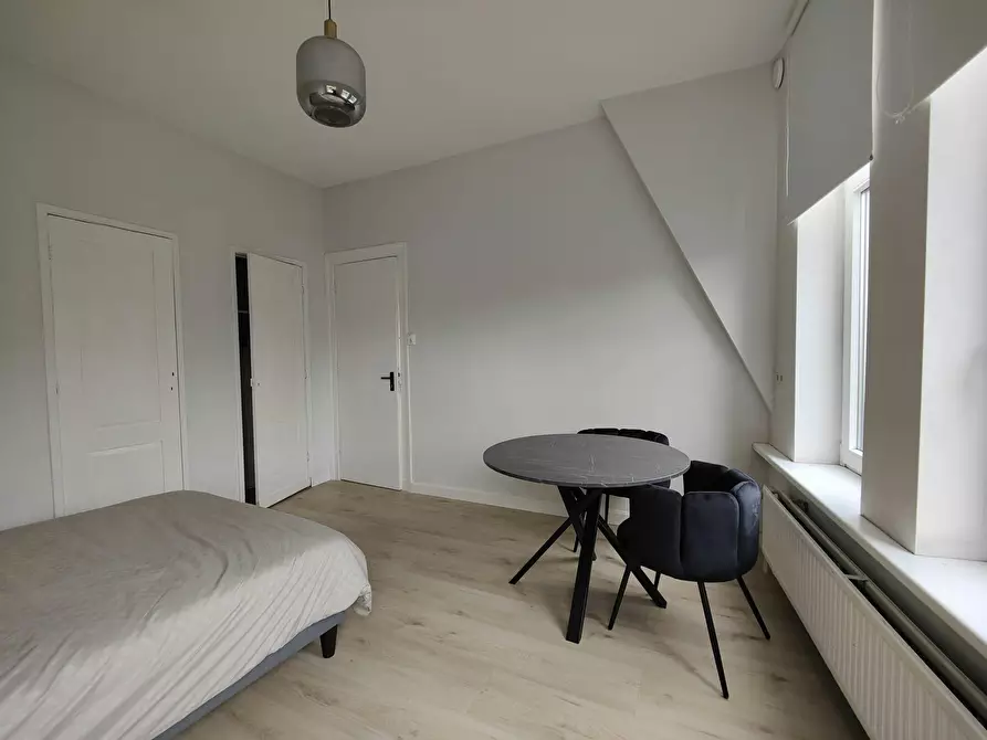 Immagine 2 di Camera in affitto  in Claes de Vrieselaan a Rotterdam