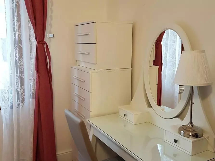 Immagine 7 di Camera in affitto  in Via dei Martiri del Popolo a Firenze