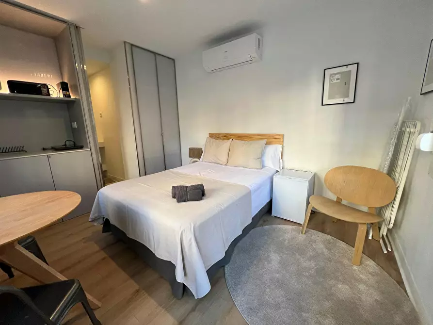 Immagine 1 di Casa indipendente in affitto  in Calle de Alfonso Fernández Clausells a Madrid