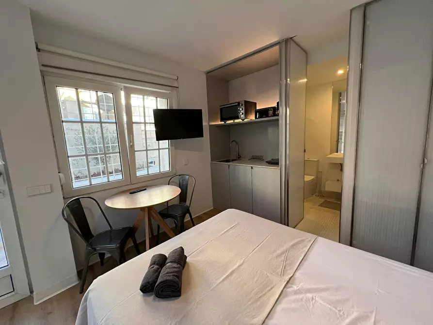 Immagine 4 di Casa indipendente in affitto  in Calle de Alfonso Fernández Clausells a Madrid
