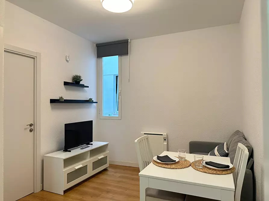 Immagine 1 di Appartamento in affitto  in Paseo de las Delicias a Madrid