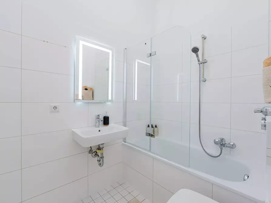 Immagine 5 di Appartamento in affitto  in Lübecker Straße a Berlin