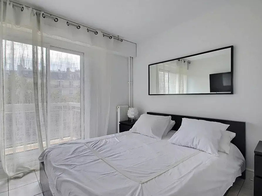 Immagine 2 di Appartamento in affitto  in Avenue Jean Jaurès a Paris