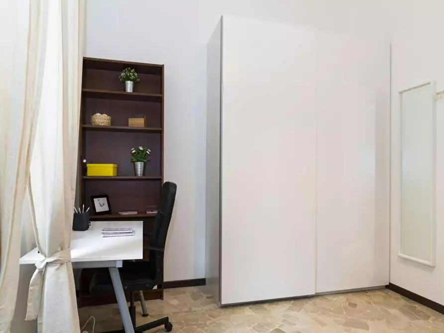 Immagine 8 di Camera in affitto  in Largo Cavalieri di Malta a Milano