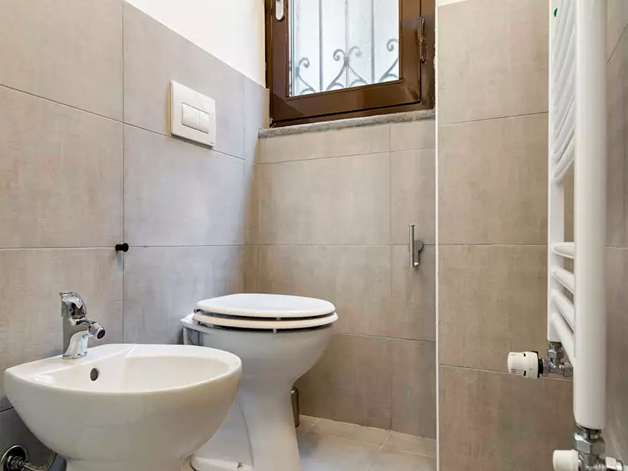 Immagine 6 di Camera in affitto  in Via Ausonio a Milano