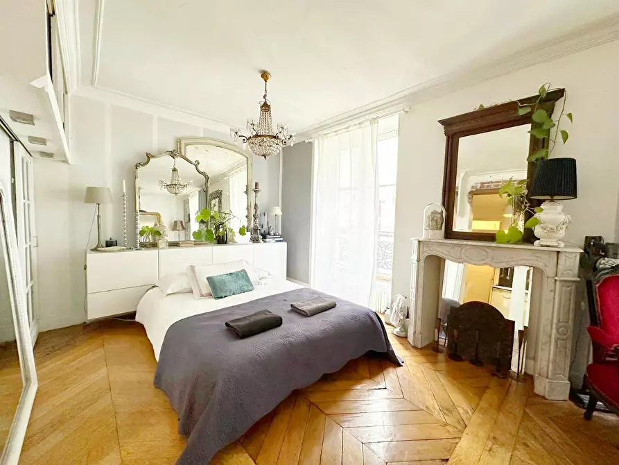 Immagine 8 di Appartamento in affitto  in Rue Blondel a Paris