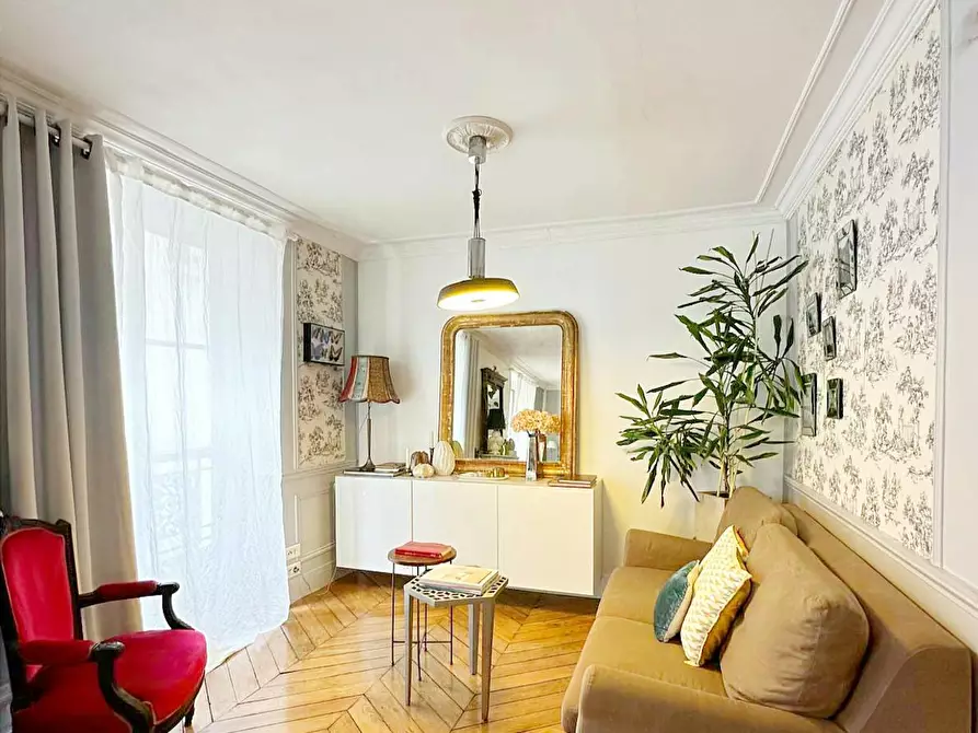 Immagine 3 di Appartamento in affitto  in Rue Blondel a Paris