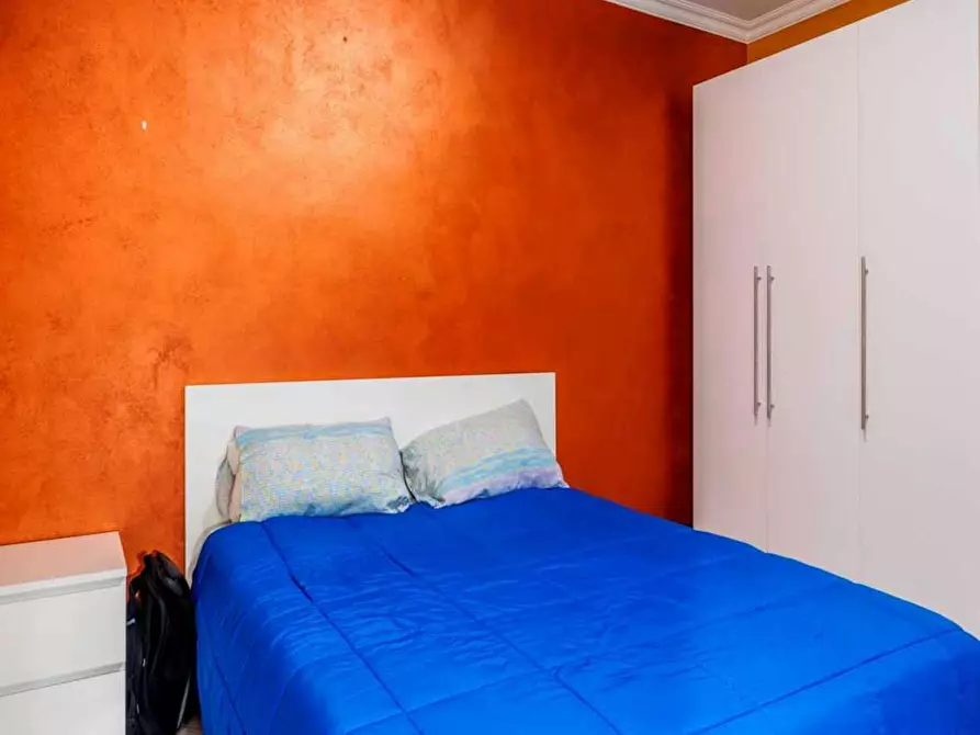 Immagine 1 di Camera in affitto  in Via Luca Ghini a Milano