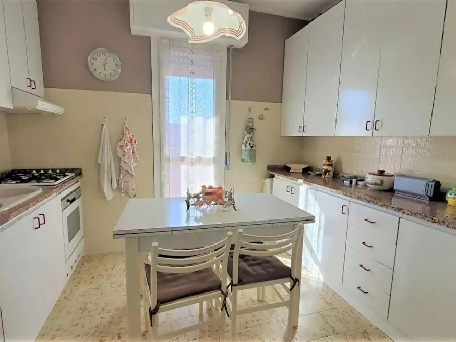 Immagine 5 di Camera in affitto  in Via Appennini a Milano