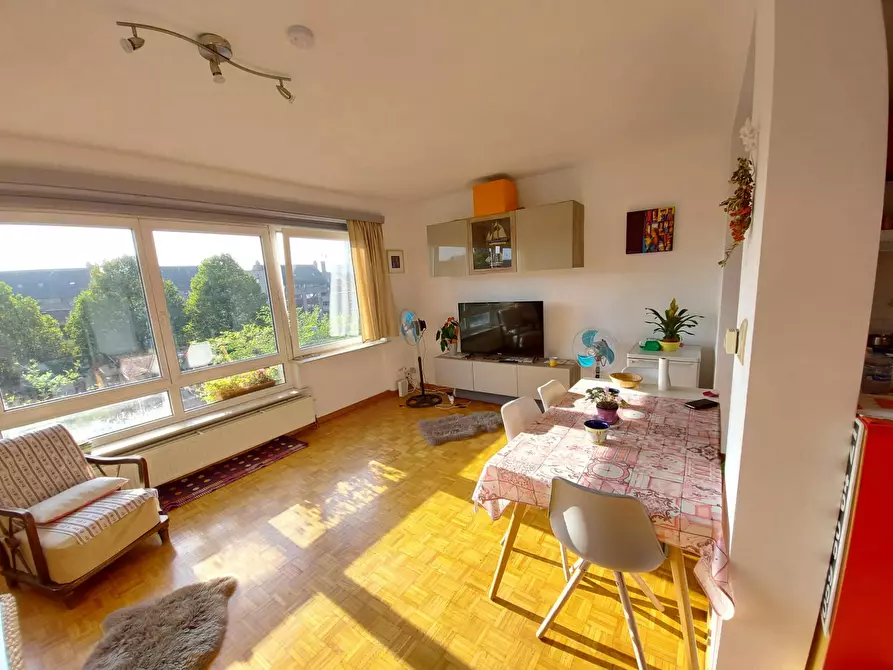 Immagine 2 di Appartamento in affitto  in Ferdinand Lousbergskaai a Gent