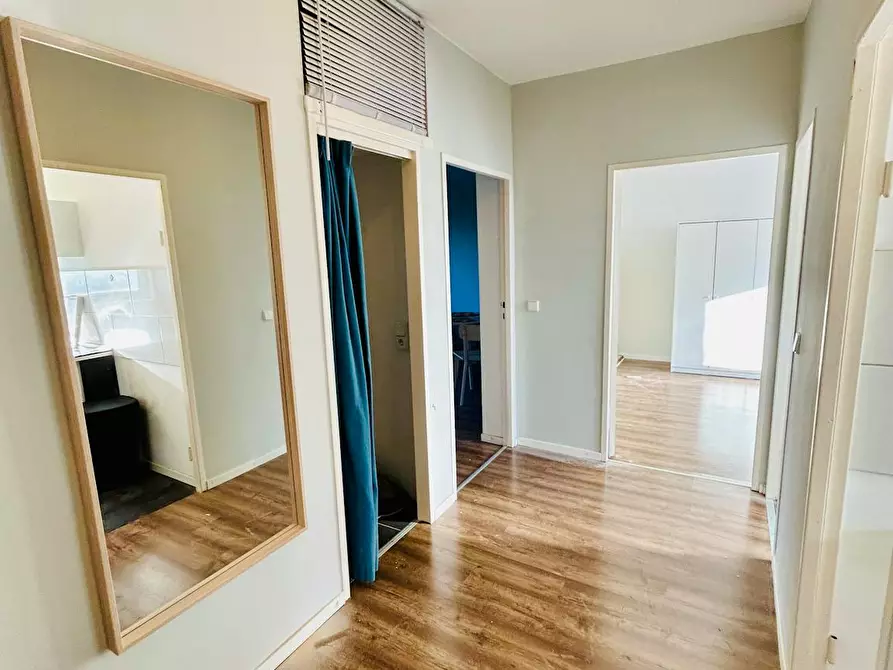 Immagine 7 di Appartamento in affitto  in Emdener Straße a Berlin