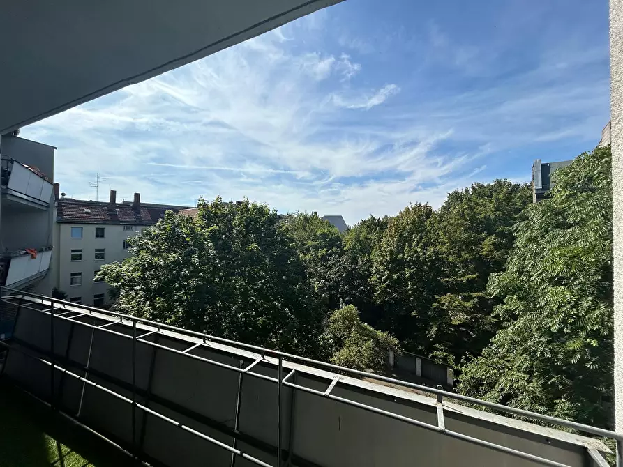 Immagine 2 di Appartamento in affitto  in Emdener Straße a Berlin