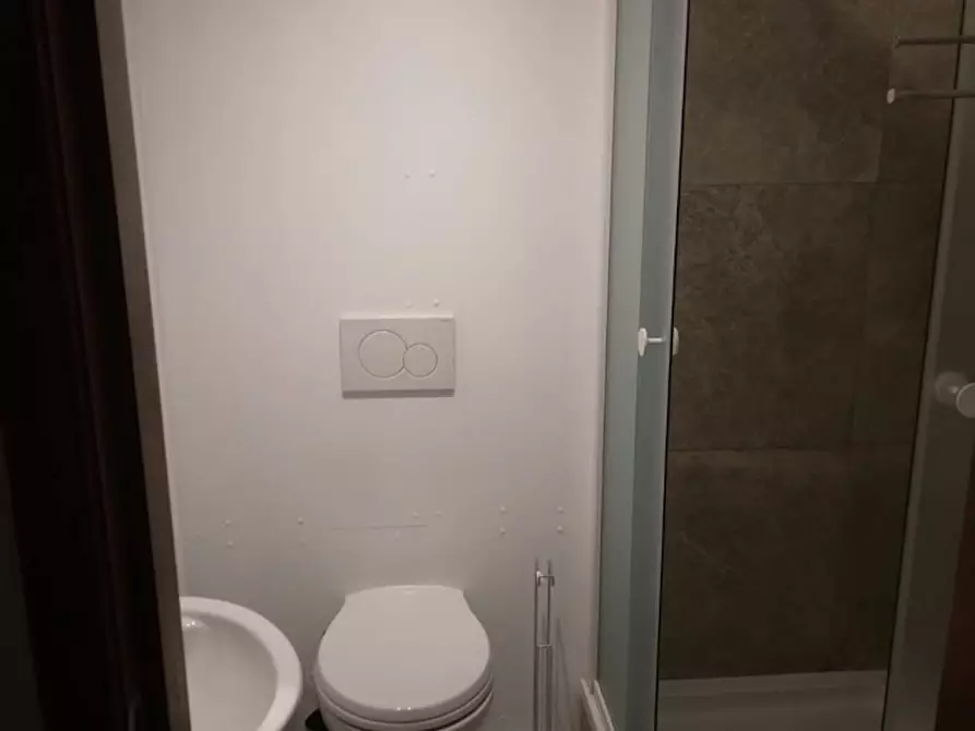 Immagine 3 di Casa indipendente in affitto  in Rue de Bourgogne a Forest