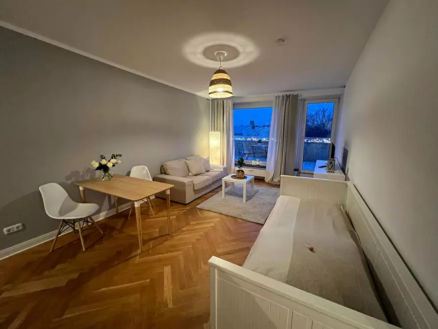 Immagine 3 di Appartamento in affitto  in Lindenallee a Berlin