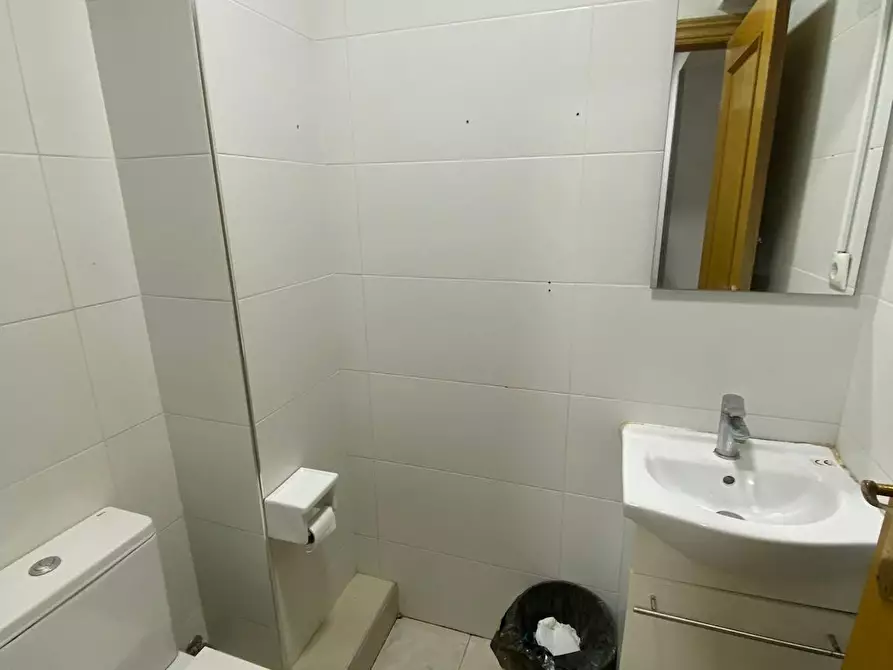 Immagine 4 di Camera in affitto  in Carrer de Benifairó a Valencia
