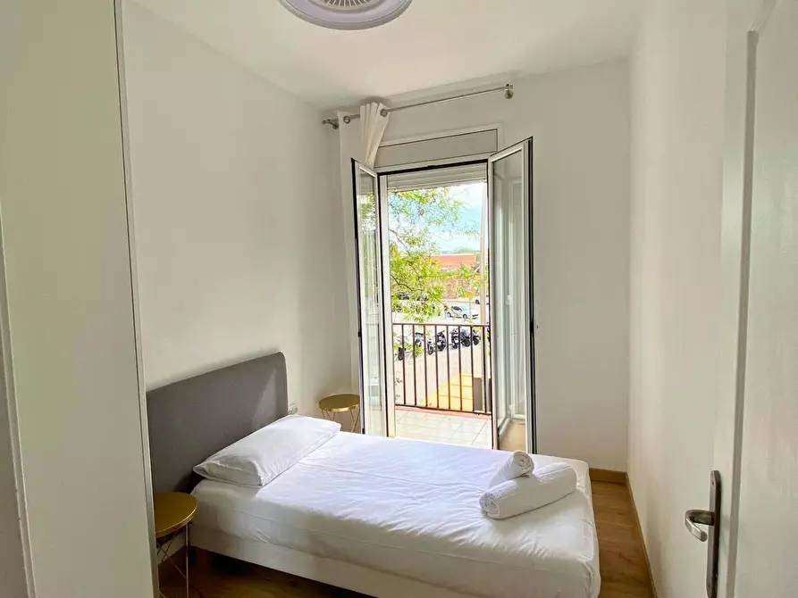 Immagine 5 di Appartamento in affitto  in Carrer del Marroc a Barcelona