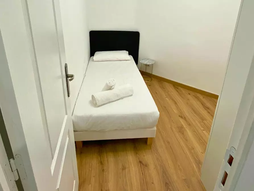 Immagine 4 di Appartamento in affitto  in Carrer del Marroc a Barcelona