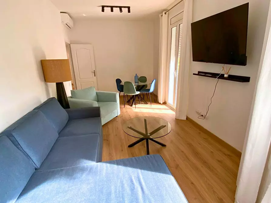 Immagine 2 di Appartamento in affitto  in Carrer del Marroc a Barcelona