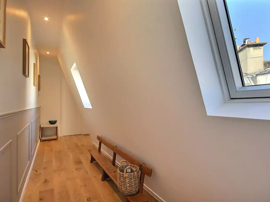 Immagine 4 di Appartamento in affitto  in Rue La Fayette a Paris
