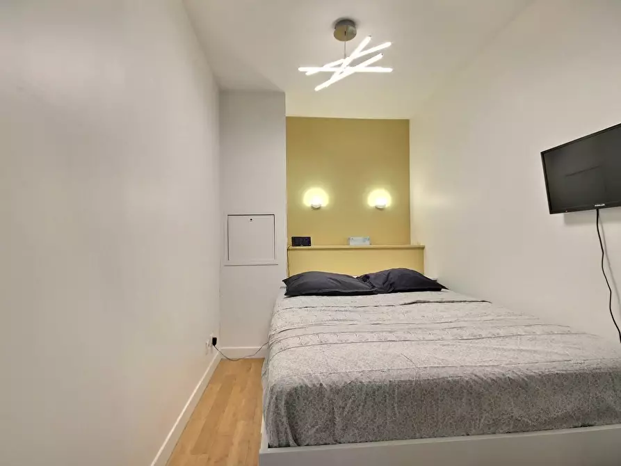 Immagine 10 di Appartamento in affitto  in Rue Paul-Jean Toulet a Paris 20