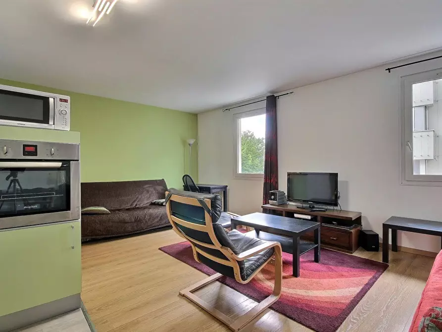 Immagine 6 di Appartamento in affitto  in Rue Paul-Jean Toulet a Paris 20
