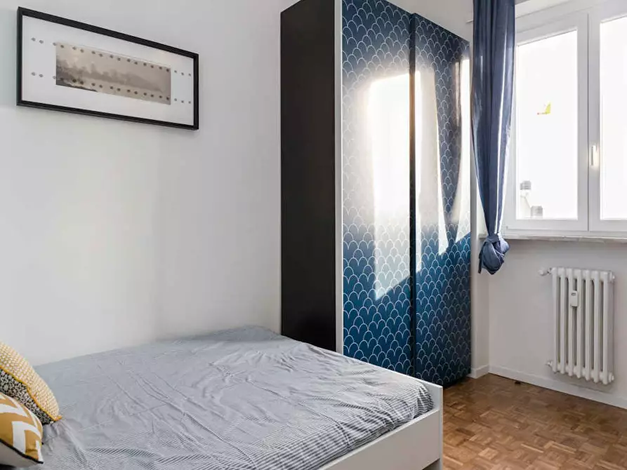 Immagine 3 di Camera in affitto  in Via dei Pioppi a Buccinasco