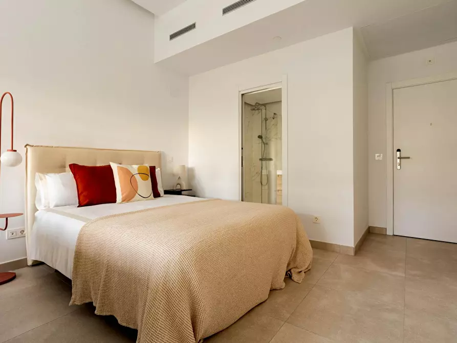 Immagine 3 di Appartamento in affitto  in Calle del Jacaranda a Madrid