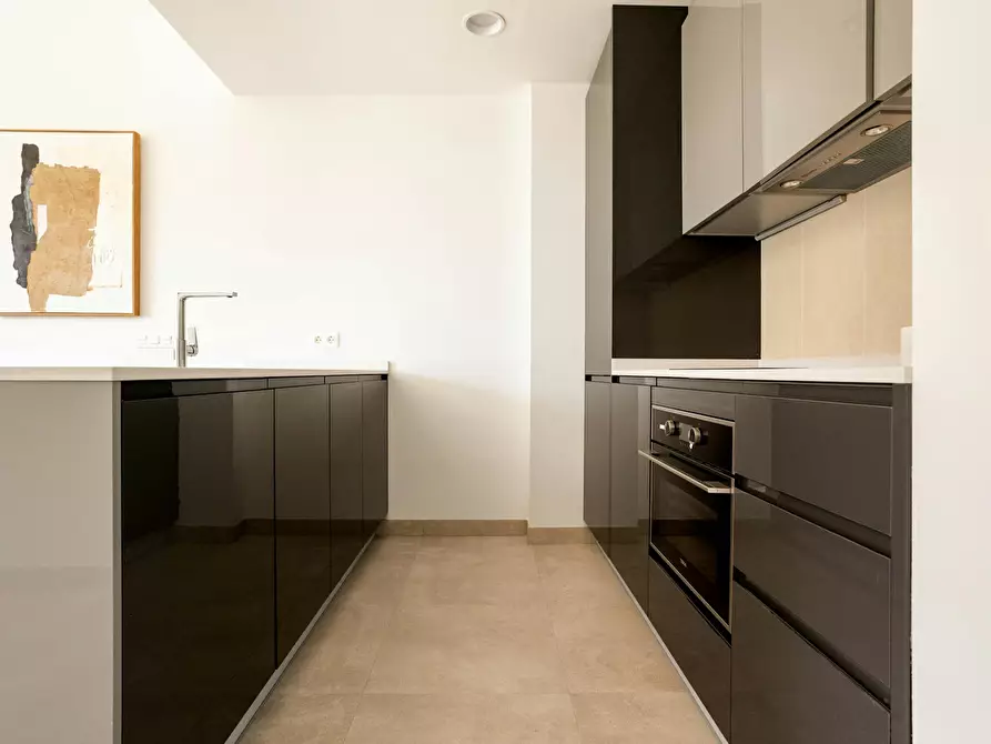 Immagine 9 di Appartamento in affitto  in Calle del Jacaranda a Madrid