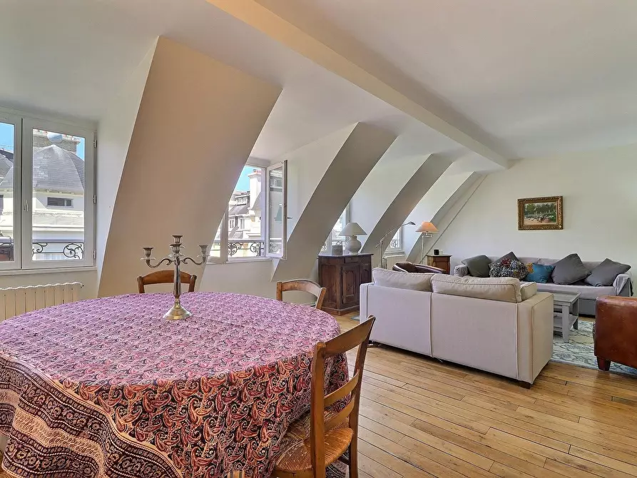 Immagine 5 di Appartamento in affitto  in Rue César Franck a Paris
