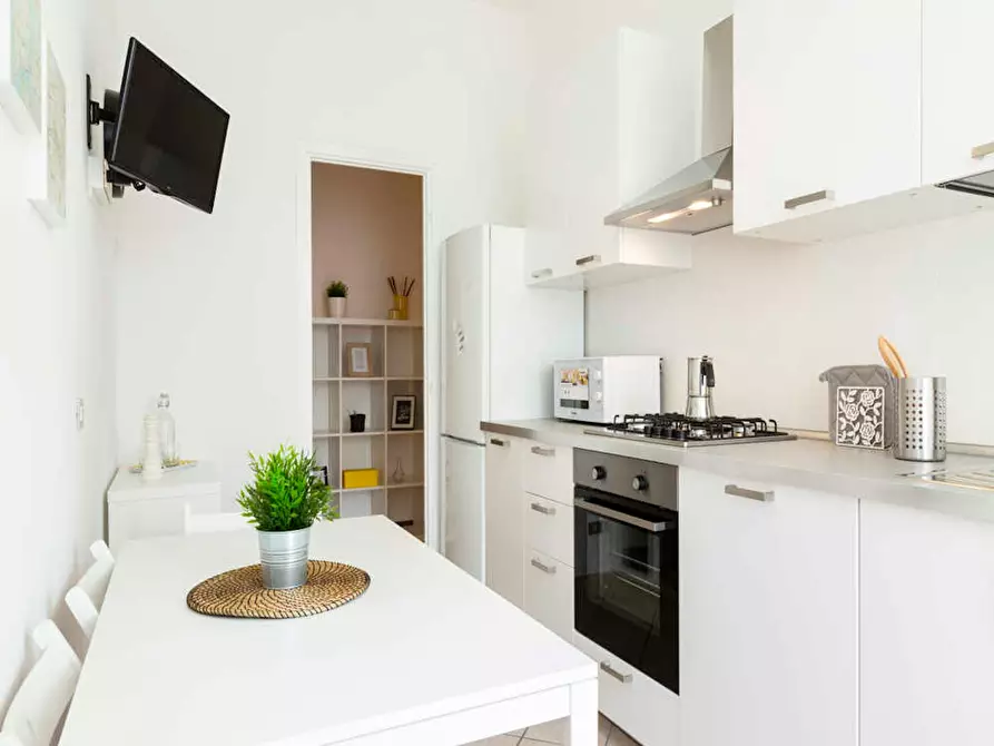 Immagine 10 di Camera in affitto  in Via dei Mandorli a Buccinasco