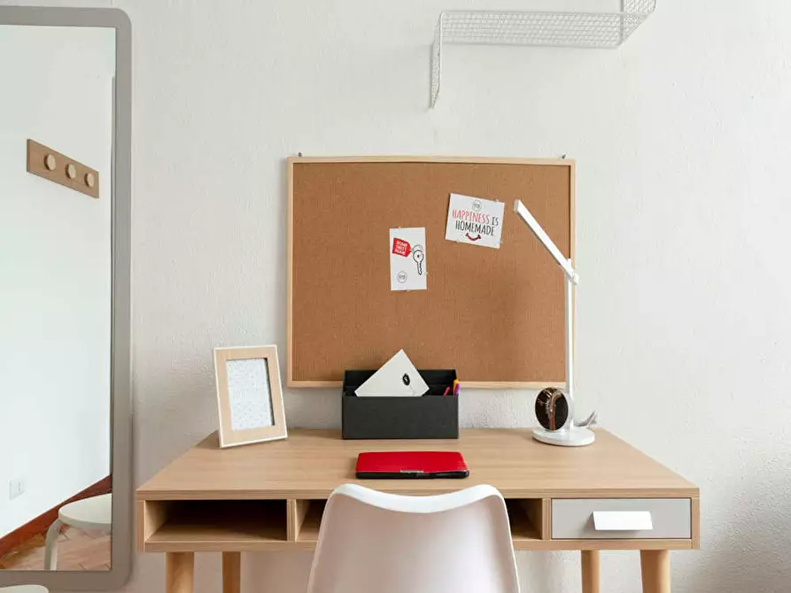 Immagine 6 di Camera in affitto  in Via Verona a Milano