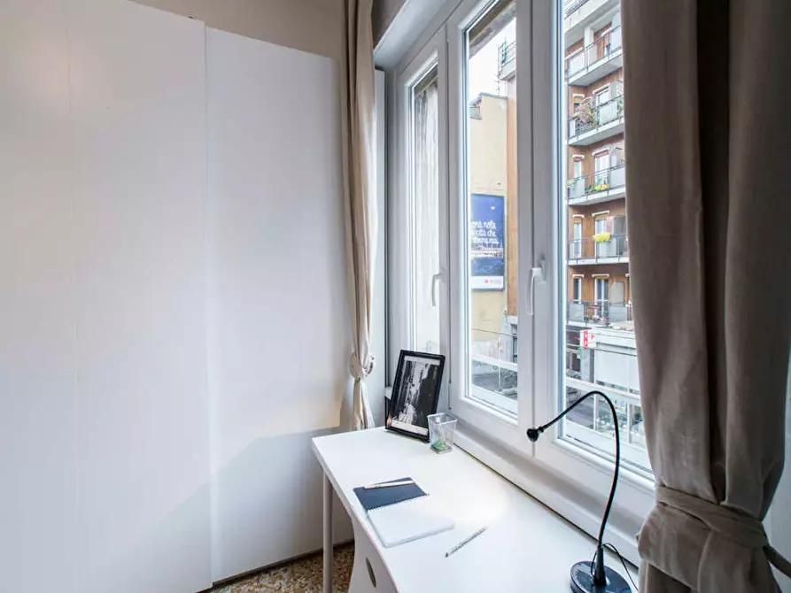 Immagine 5 di Camera in affitto  in Viale Carlo Espinasse a Milano