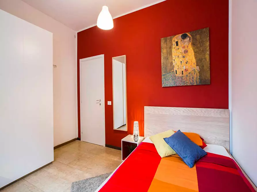 Immagine 4 di Camera in affitto  in Viale Carlo Espinasse a Milano