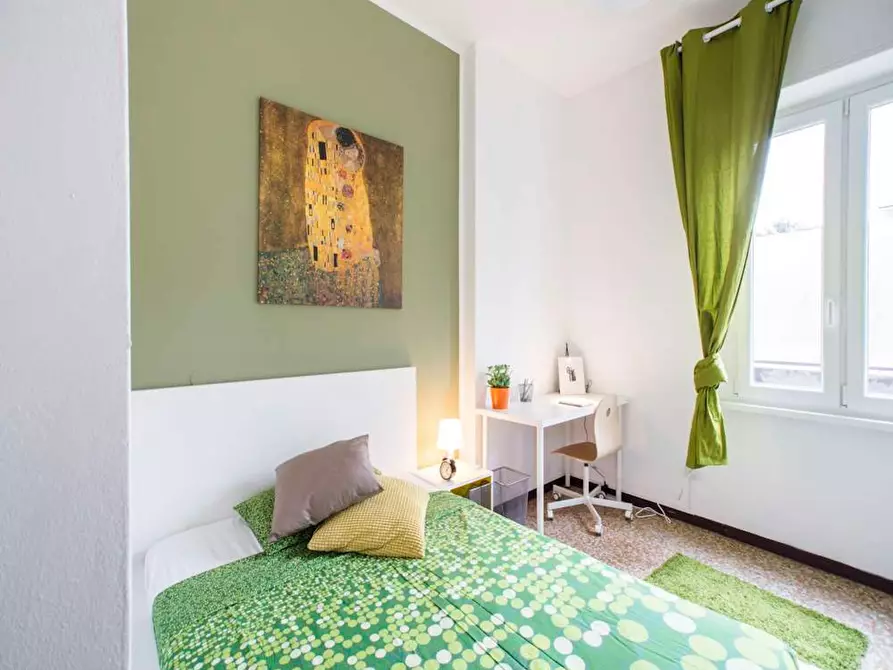 Immagine 1 di Camera in affitto  in Viale Carlo Espinasse a Milano