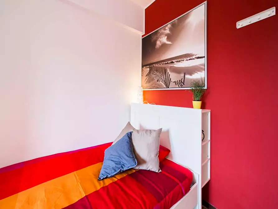 Immagine 5 di Camera in affitto  in Viale Carlo Espinasse a Milano