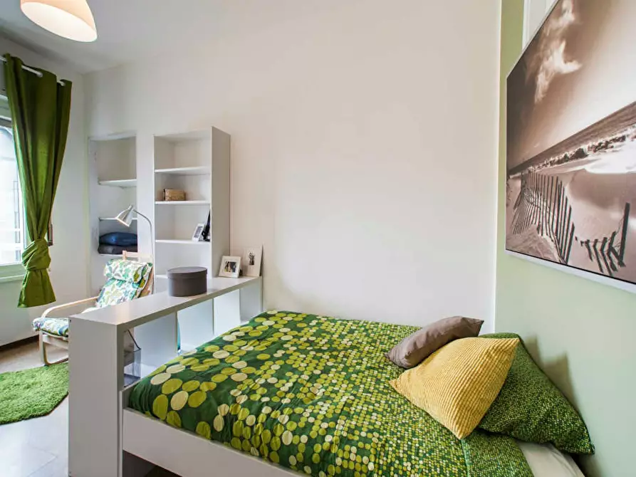 Immagine 1 di Camera in affitto  in Viale Carlo Espinasse a Milano