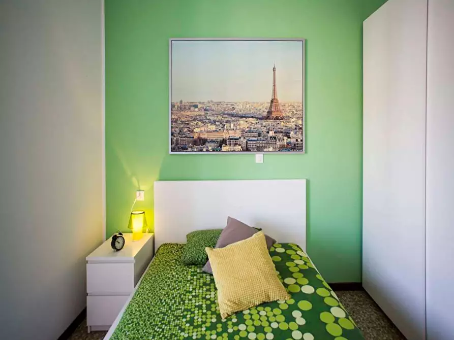 Immagine 1 di Camera in affitto  in Viale Carlo Espinasse a Milano