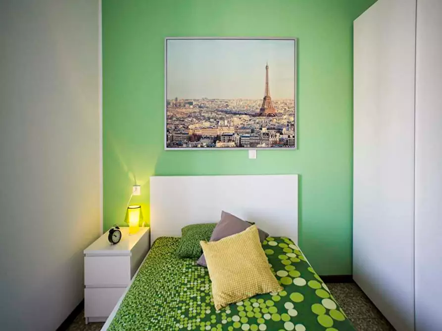 Immagine 1 di Camera in affitto  in Viale Carlo Espinasse a Milano