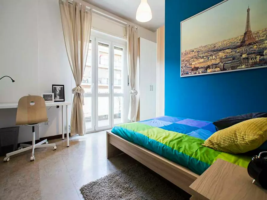 Immagine 2 di Camera in affitto  in Viale Carlo Espinasse a Milano