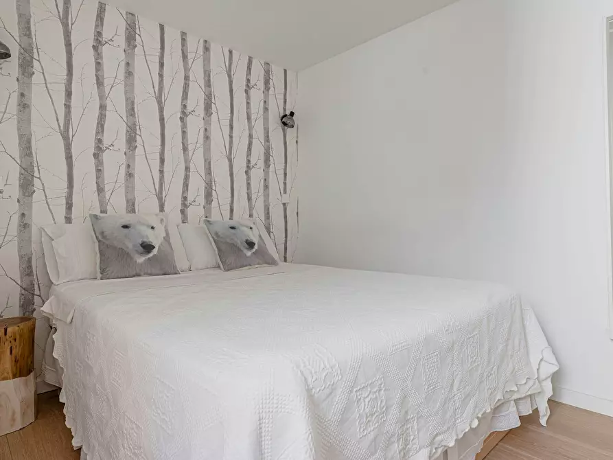 Immagine 10 di Appartamento in affitto  in Calle de Ávila a Madrid