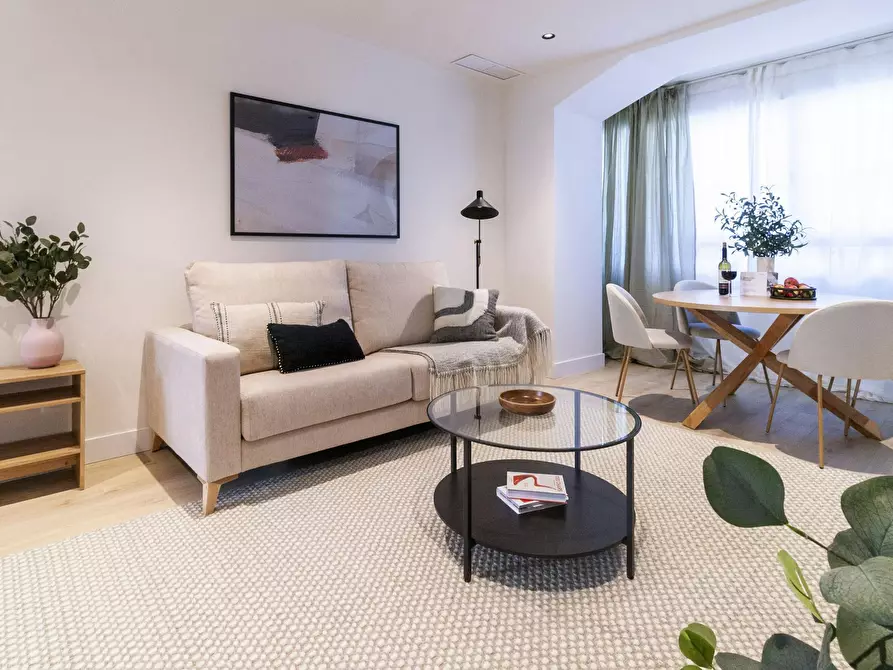 Immagine 4 di Appartamento in affitto  in Calle del Doctor Fleming a Madrid