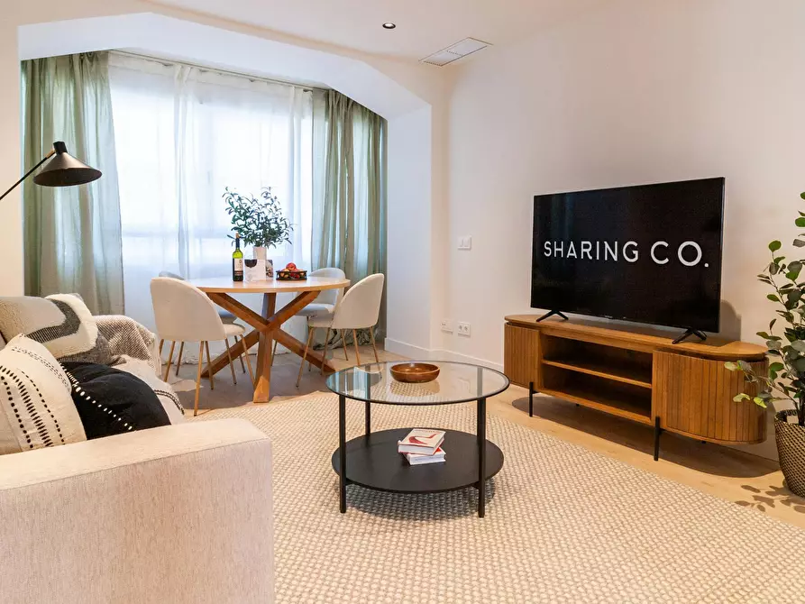 Immagine 2 di Appartamento in affitto  in Calle del Doctor Fleming a Madrid