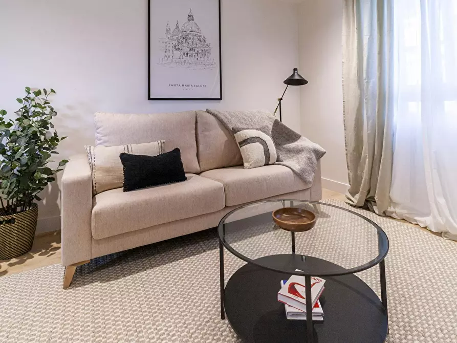 Immagine 4 di Appartamento in affitto  in Calle del Doctor Fleming a Madrid