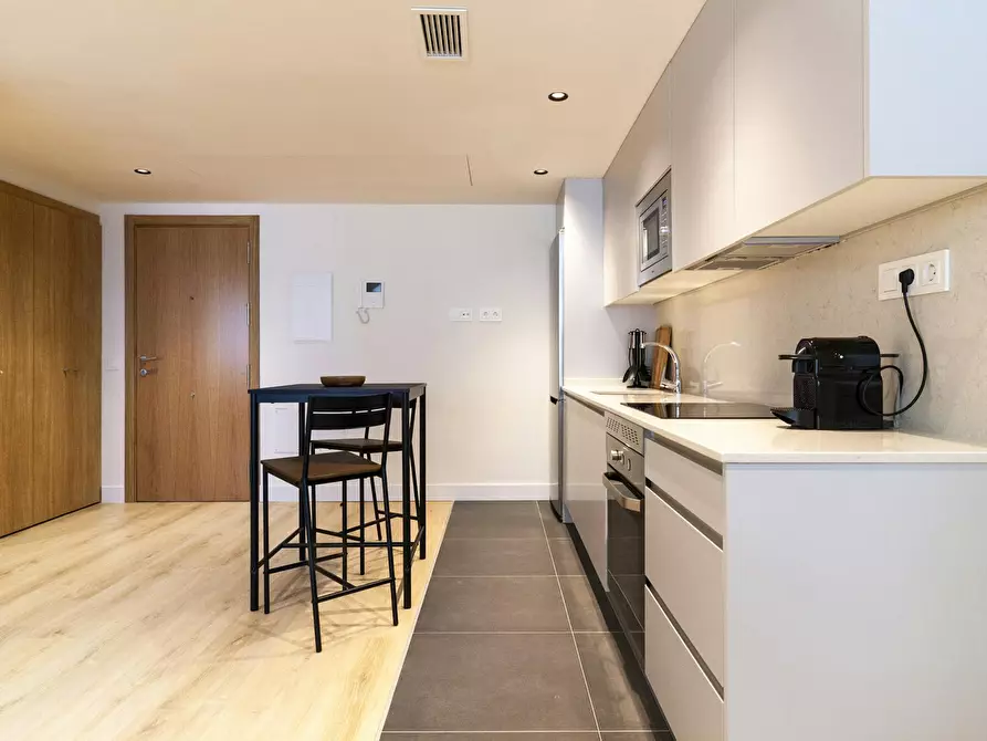 Immagine 8 di Appartamento in affitto  in Calle del Doctor Fleming a Madrid