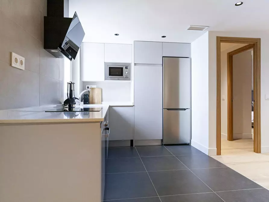 Immagine 10 di Appartamento in affitto  in Calle del Doctor Fleming a Madrid