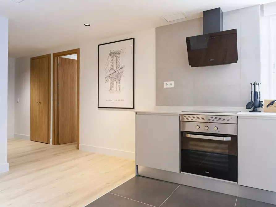 Immagine 9 di Appartamento in affitto  in Calle del Doctor Fleming a Madrid