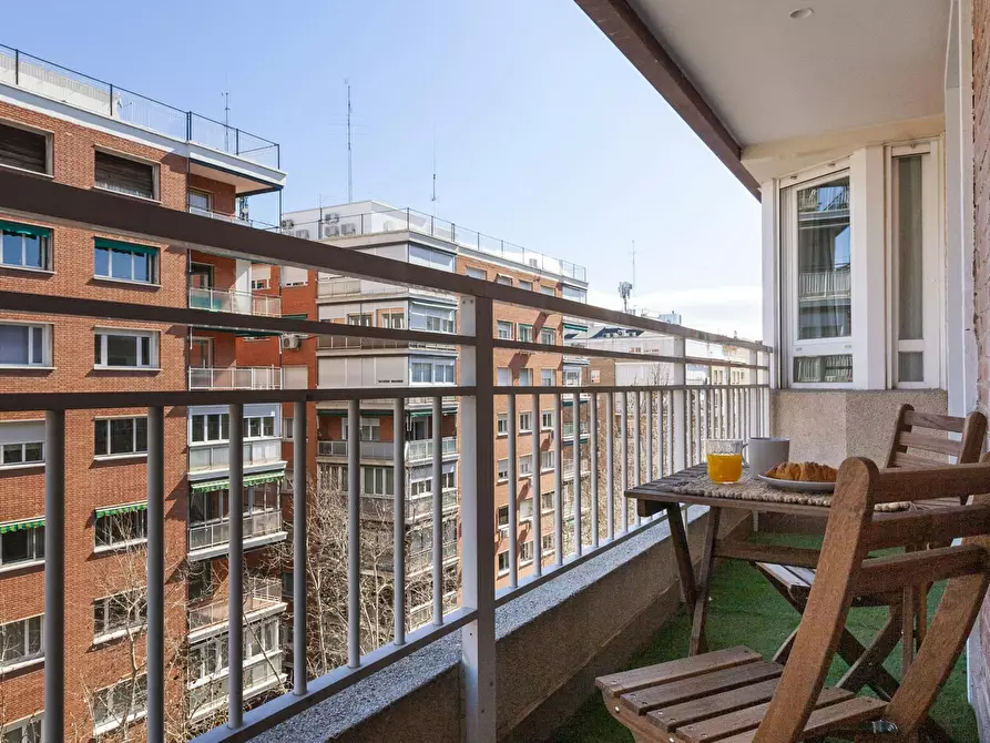 Immagine 7 di Appartamento in affitto  in Calle del Doctor Fleming a Madrid
