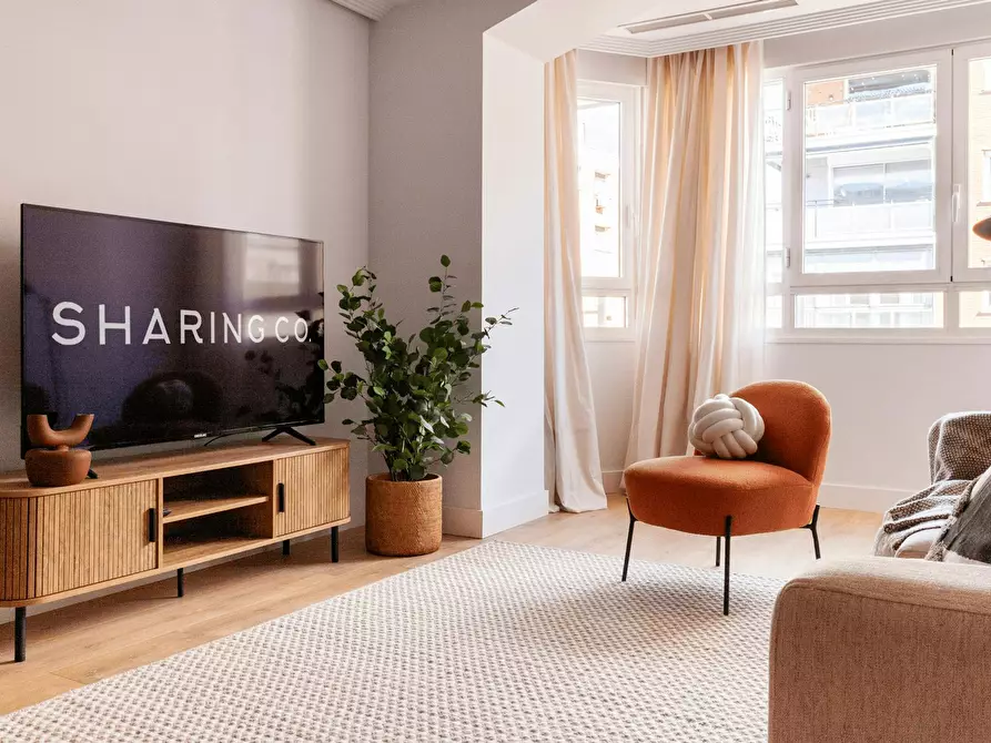 Immagine 2 di Appartamento in affitto  in Calle del Doctor Fleming a Madrid