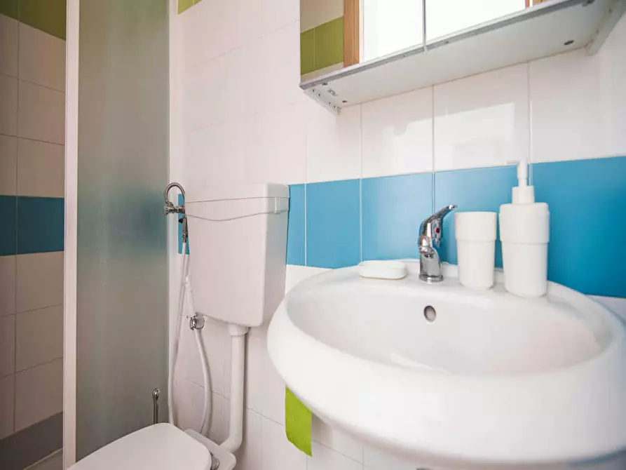 Immagine 6 di Camera in affitto  in Viale Monza a Milano